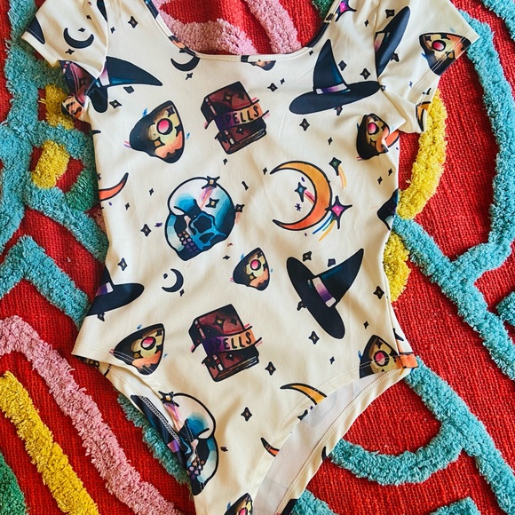 Gypsy Warrior Tops - Gypsy Warrior Vintage Colorful Graphic Bodysuit Halloween Witchy